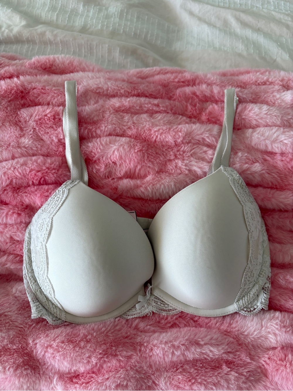 Victoria’s Secret Dream Angel Push Up Bra